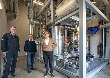 Absorption cooling system and the Andechser Molkerei Scheitz Team